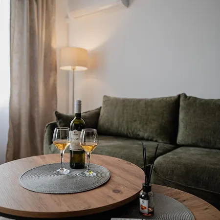 Apartment Sr Lux Lukavica